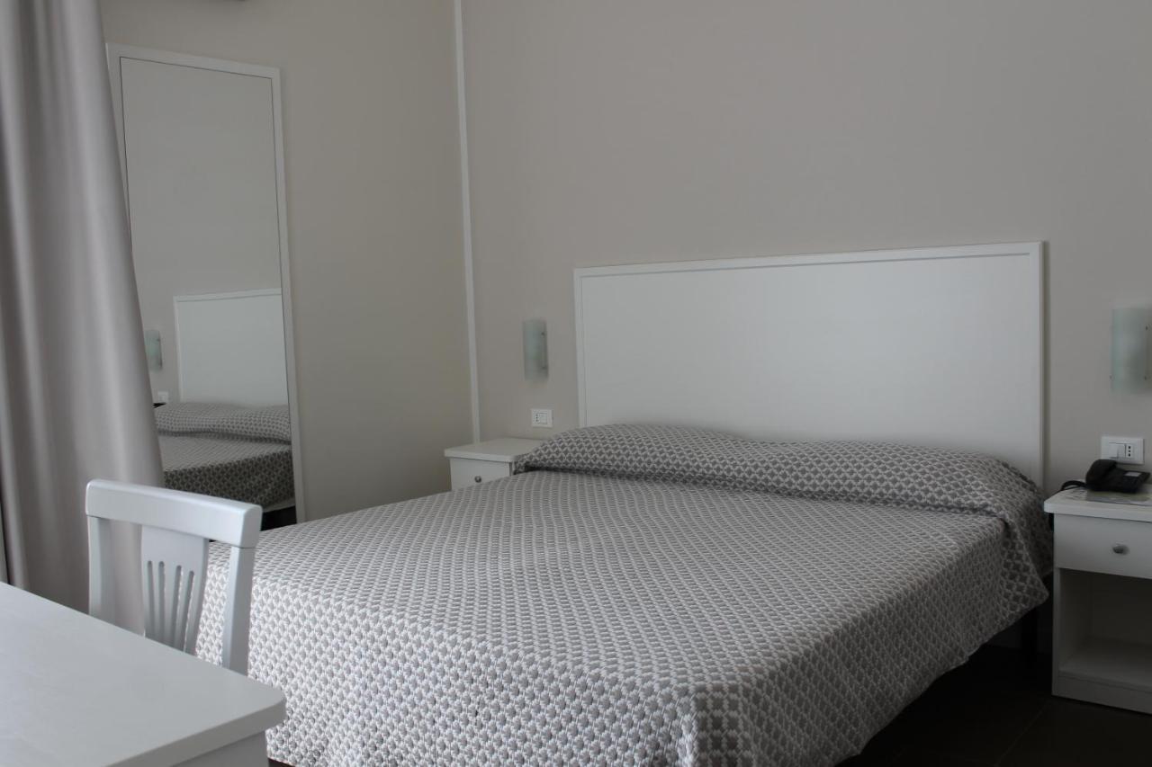 Hotel Corallo Villapiana Luaran gambar